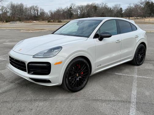 2022 Porsche Cayenne GTS