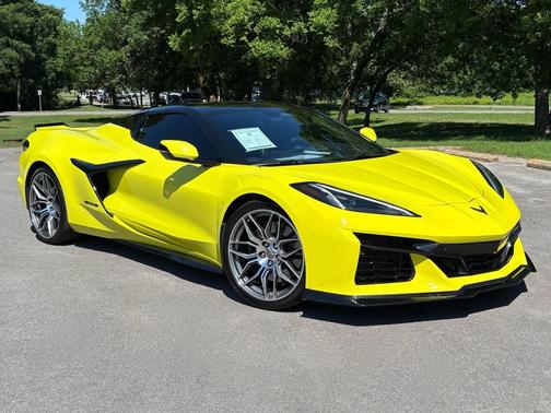 Accelerate Yellow Metallic 2024 Chevrolet Corvette Z06