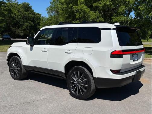 Eminent White Pearl 2025 Lexus GX 550 Luxury+