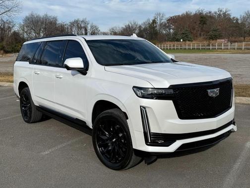 2023 Cadillac Escalade ESV Sport Platinum