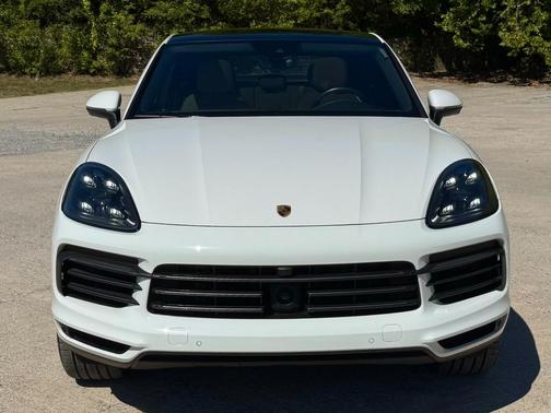 2023 Porsche Cayenne Platinum Edition