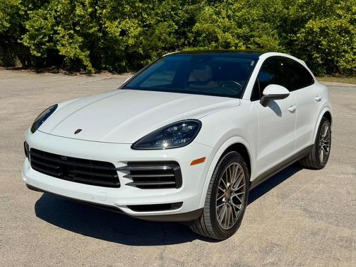 2023 Porsche Cayenne Platinum Edition