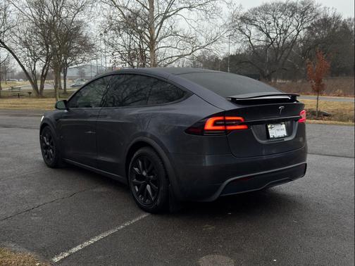 2023 Tesla Model X Plaid Tri Motor All-Wheel Drive
