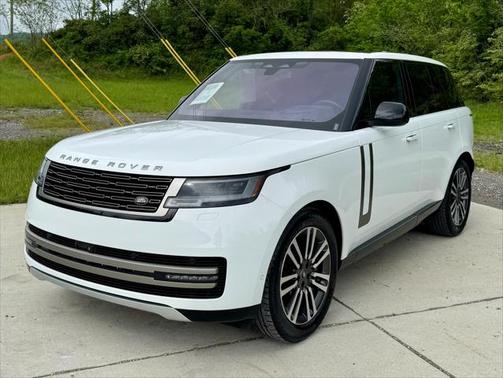 2023 Land Rover Range Rover P530 SE