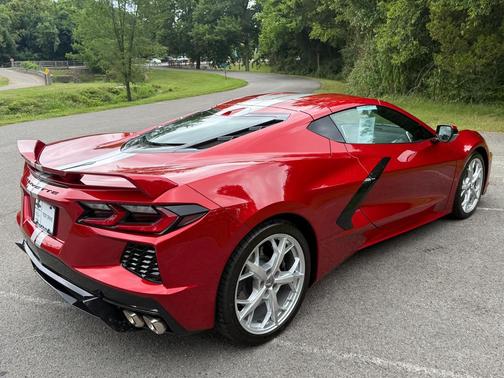 2023 Chevrolet Corvette Stingray w/2LT