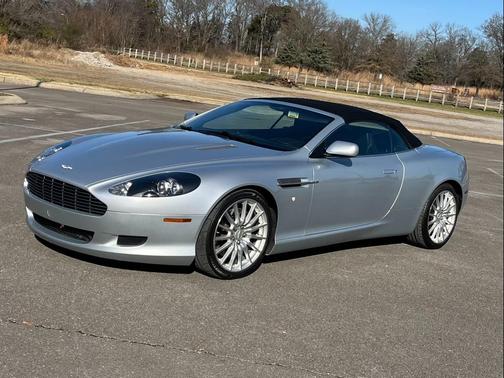 2006 Aston Martin DB9 Volante