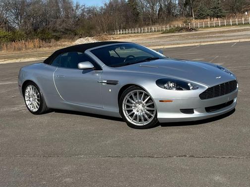 2006 Aston Martin DB9 Volante