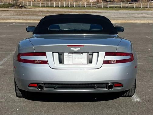 2006 Aston Martin DB9 Volante
