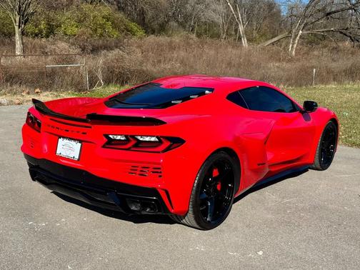 2025 Chevrolet Corvette E-Ray RWD Coupe 2LZ