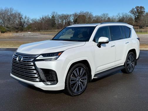 2023 Lexus LX 600 Luxury