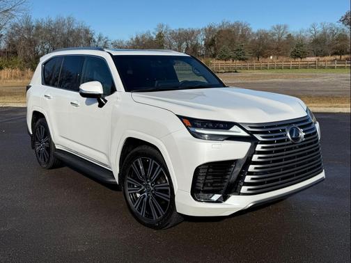 2023 Lexus LX 600 Luxury