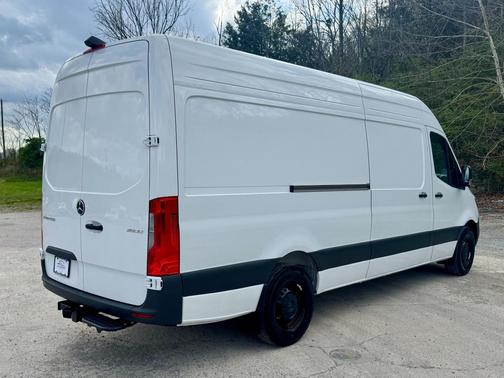 2025 Mercedes-Benz Sprinter 2500 High Roof