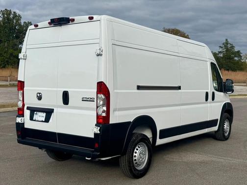 2025 RAM ProMaster 2500 Tradesman