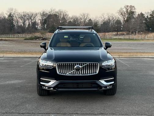 2021 Volvo XC90 T6 Inscription