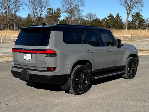 2024 Lexus GX 550 Premium+