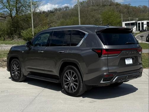 Atomic Silver 2024 Lexus LX 600 F SPORT HANDLING