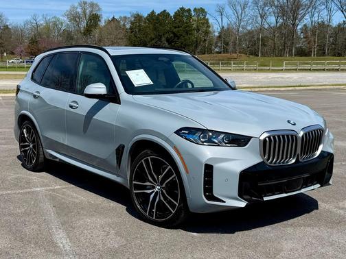 Brooklyn Grey Metallic 2025 BMW X5 xDrive40i