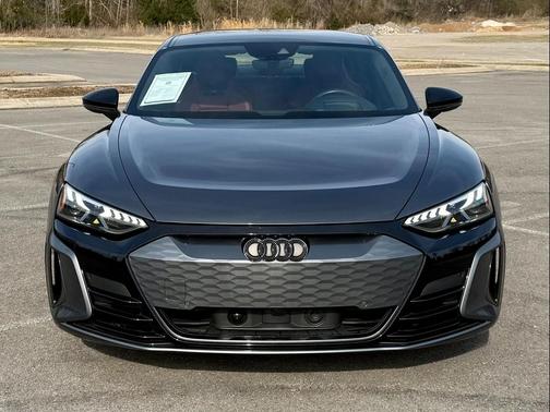 2024 Audi RS e-tron GT quattro