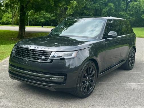 2025 Land Rover Range Rover P550e SE