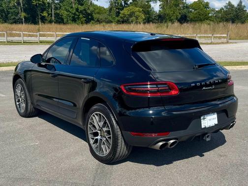 2018 Porsche Macan S