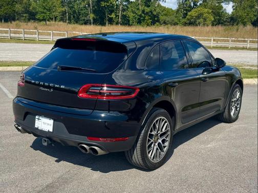 2018 Porsche Macan S