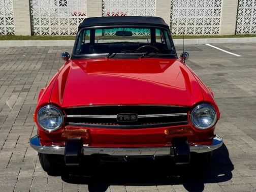 1974 Triumph TR6 Base