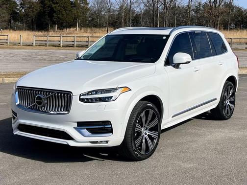 2023 Volvo XC90 B6 Ultimate 7-Seater