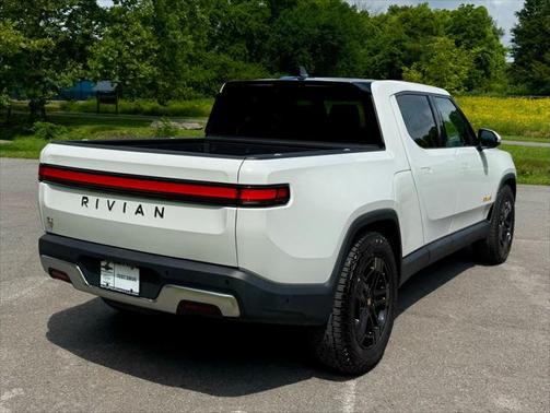 2023 Rivian R1T Adventure Quad Motor Large Pack
