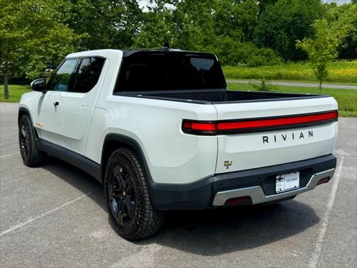 2023 Rivian R1T Adventure Quad Motor Large Pack