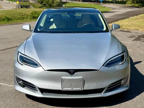 2018 Tesla Model S 100D