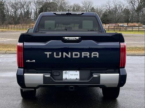 2023 Toyota Tundra Hybrid Capstone