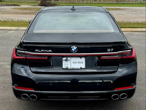 2021 BMW ALPINA B7 xDrive