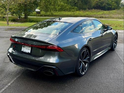 2021 Audi RS 7 4.0T