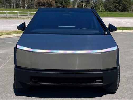 Ultra-Hard Stainless Steel 2025 Tesla Cybertruck All-Wheel Drive