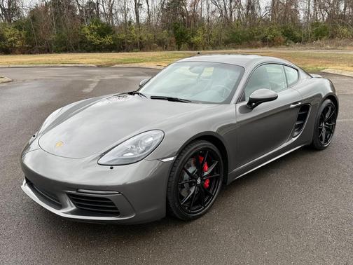 2019 Porsche 718 Cayman T