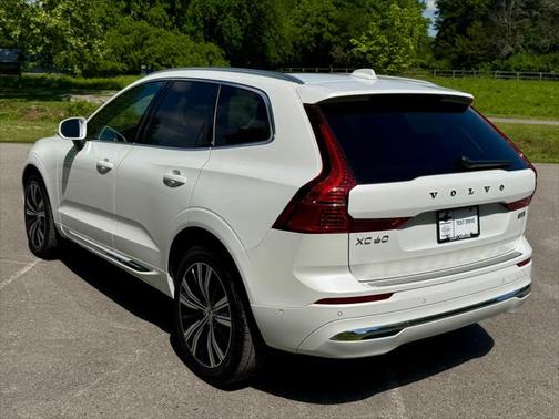 2023 Volvo XC60 B5 Plus Bright Theme