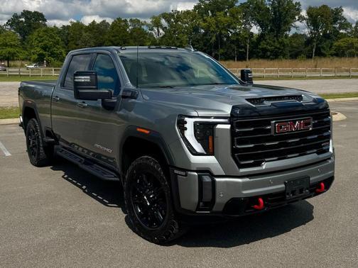2024 GMC Sierra 2500 AT4