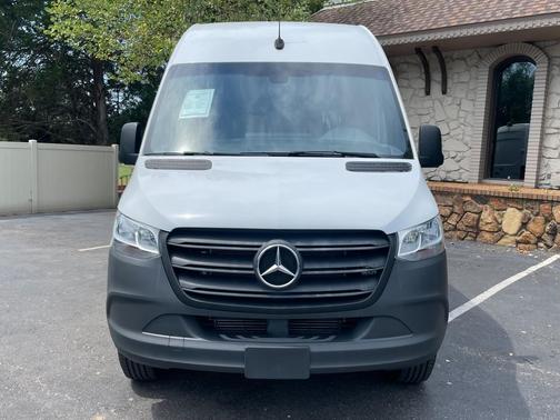 2020 Mercedes-Benz Sprinter 2500 High Roof