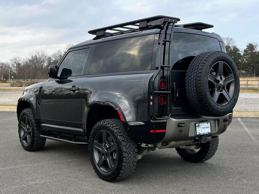 2022 Land Rover Defender 90 X-Dynamic SE