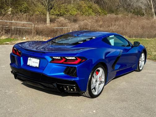 2021 Chevrolet Corvette Stingray w/2LT