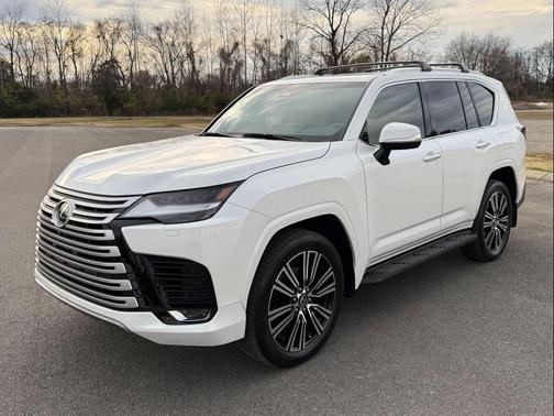 2025 Lexus LX 600 Luxury