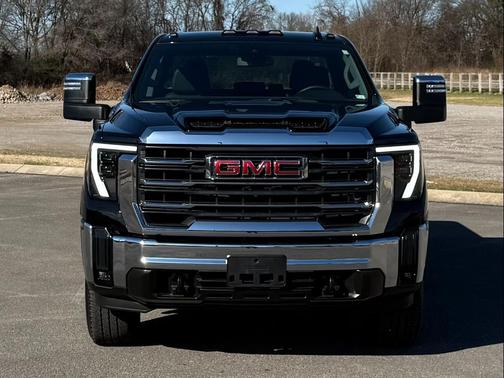 2024 GMC Sierra 3500 SLT