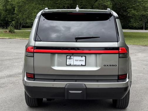 Atomic Silver 2025 Lexus GX 550 Luxury+