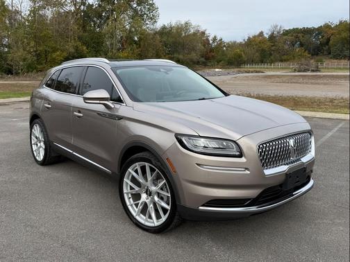 2021 Lincoln Nautilus Reserve