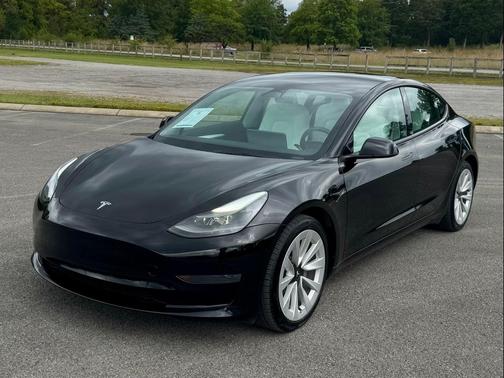 2023 Tesla Model 3 Standard Range