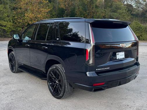2022 Cadillac Escalade Sport Platinum