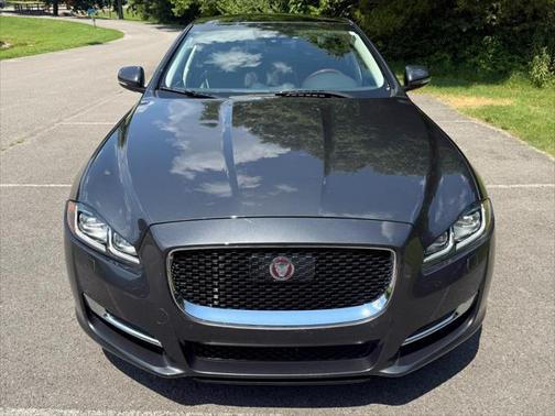 2019 Jaguar XJ R-Sport