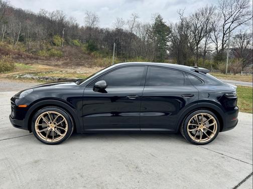 2022 Porsche Cayenne Turbo GT