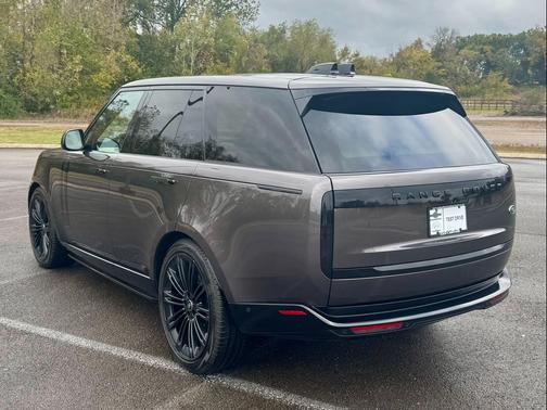 2022 Land Rover Range Rover P530 SE