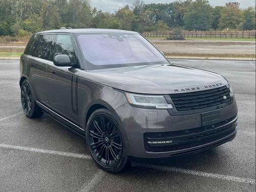 2022 Land Rover Range Rover P530 SE